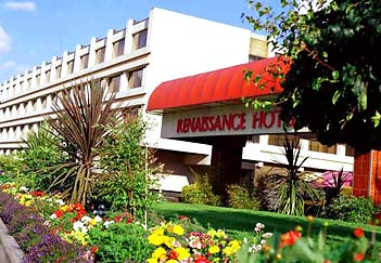 Renaissance Heathrow: centre for customer appreciation week